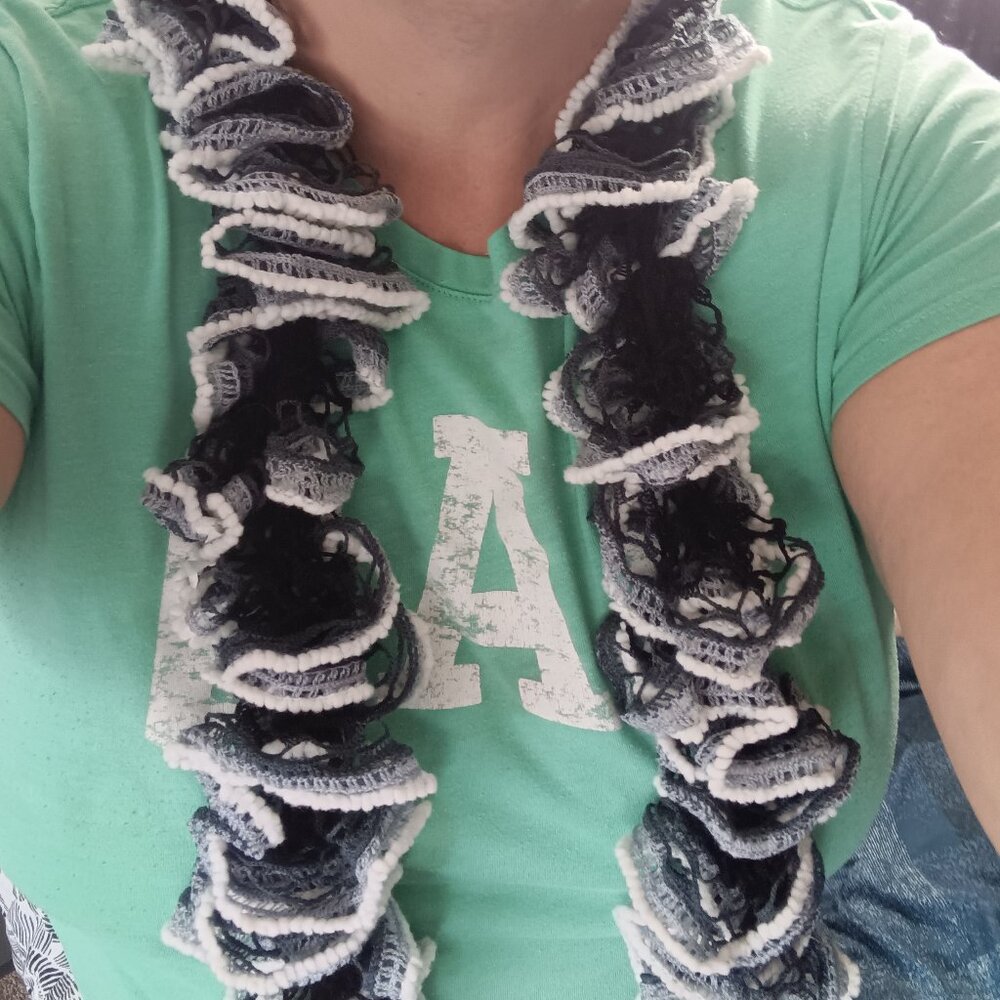 Handmade by me black grey and white ruffle accessory scarf, Never worn E12